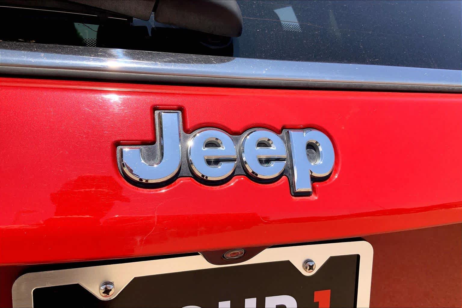 Used 2021 Jeep Compass Limited AWD/4WD image 33