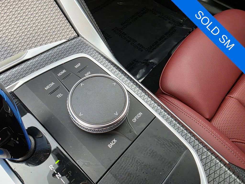 Used 2022 BMW i4 eDrive40 w/ M Sport Package RWD image 25