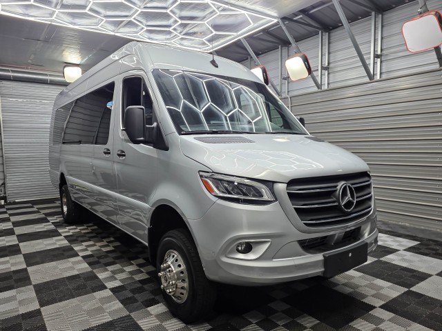Used 2023 Mercedes-Benz Sprinter 3500 image 5