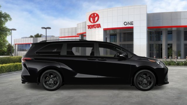 New 2026 Toyota Sienna XLE Woodland Edition AWD/4WD image 15