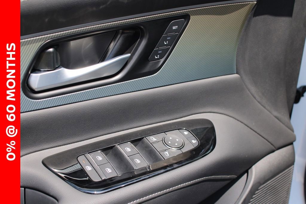 New 2025 Nissan Murano SL image 13