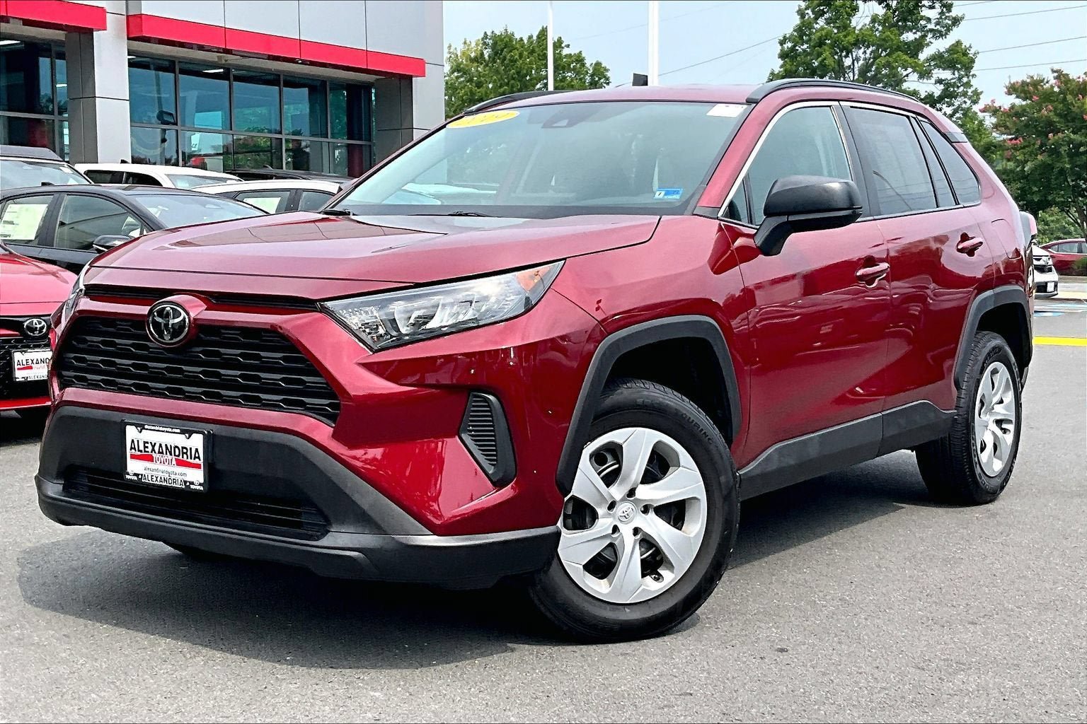 Used 2019 Toyota RAV4 LE w/ All Weather Liner Package AWD/4WD image 1