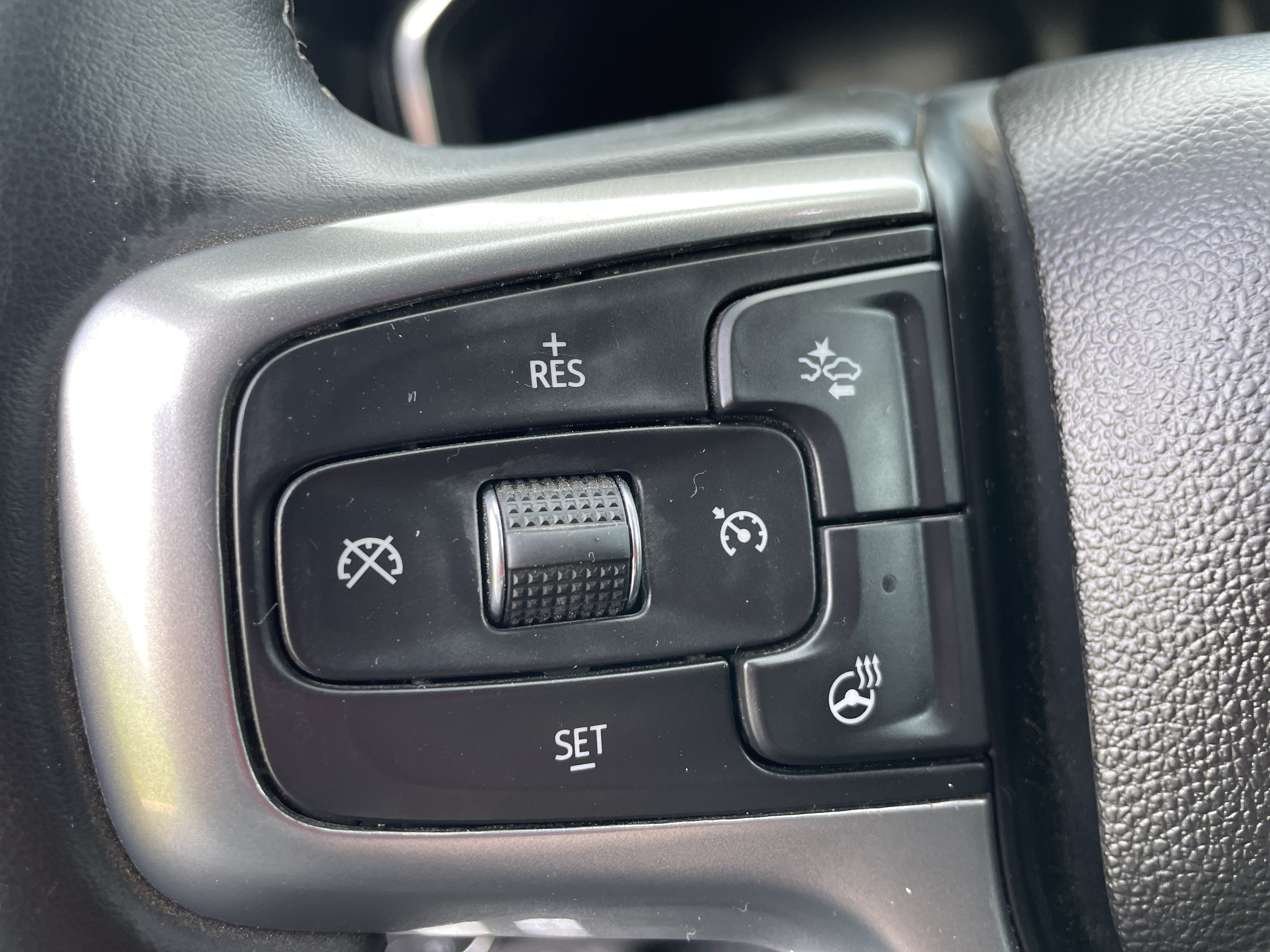 Used 2024 Chevrolet Silverado 2500 LT w/ All Star Edition AWD/4WD image 31