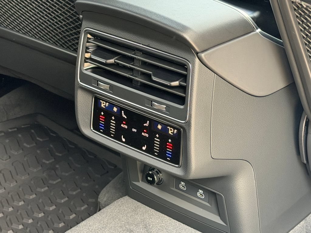 New 2026 Audi Q8 Prestige AWD/4WD image 12