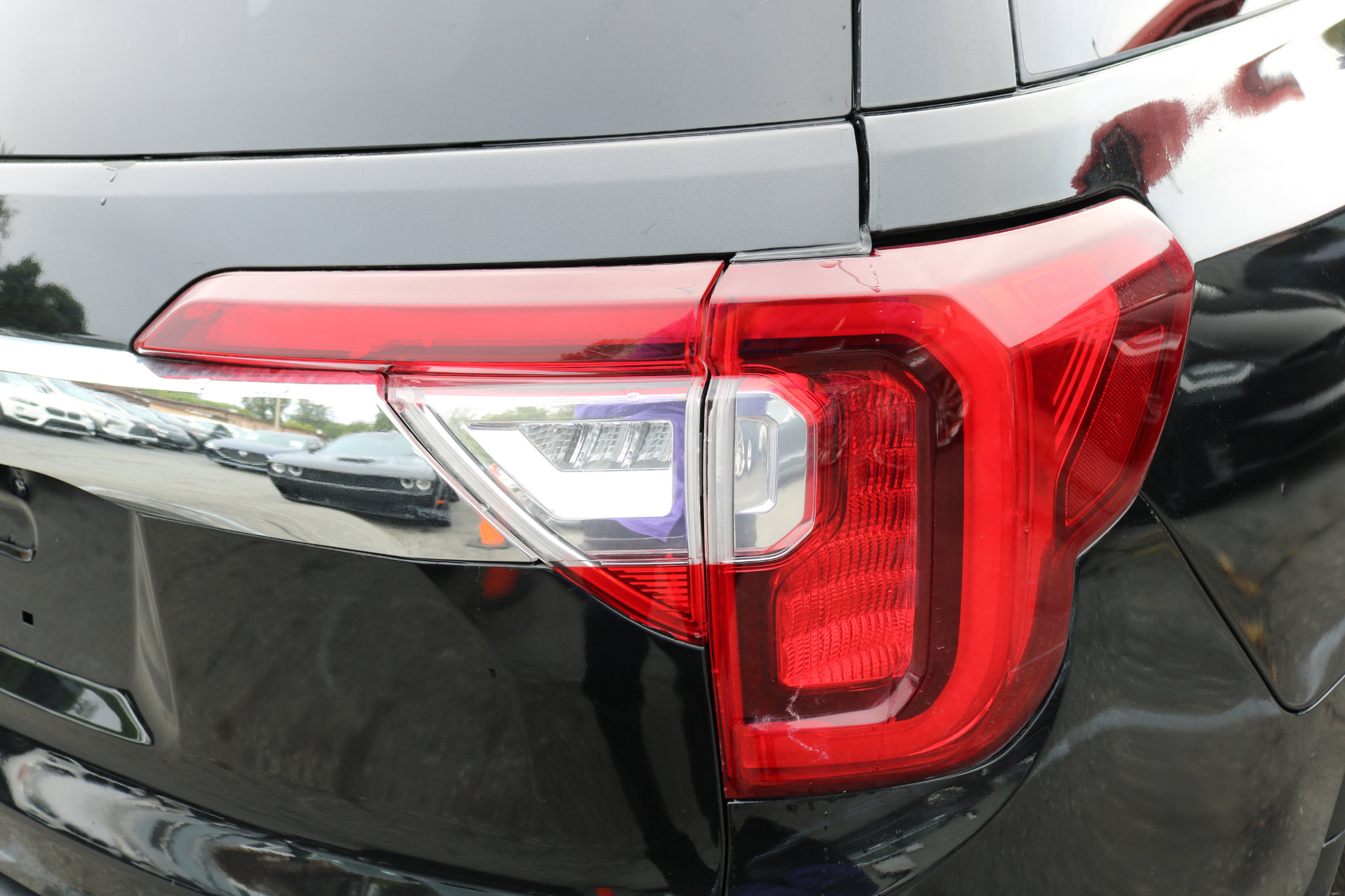 Used 2023 GMC Acadia SLT image 10