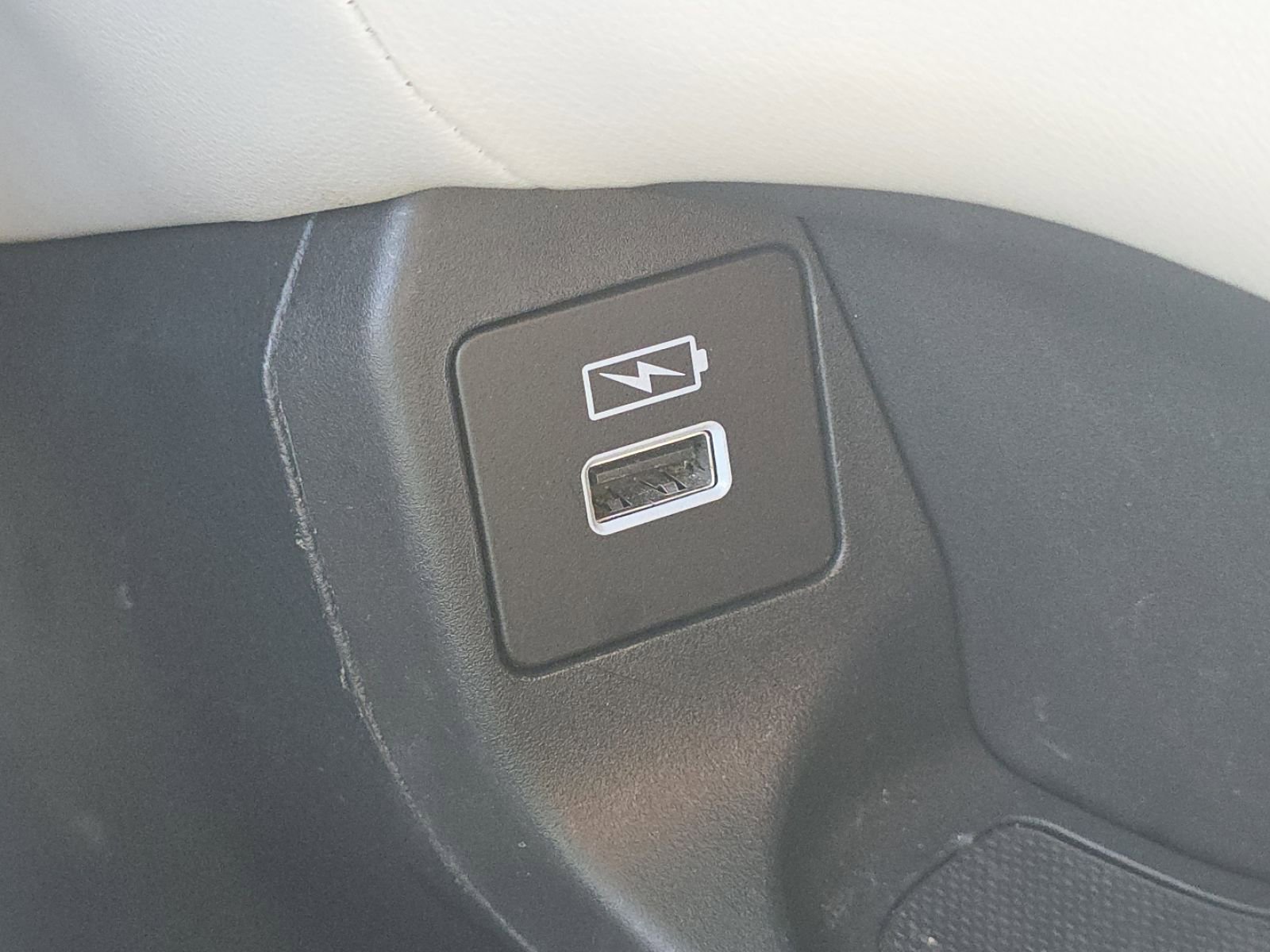 Certified 2023 Honda HR-V LX image 5