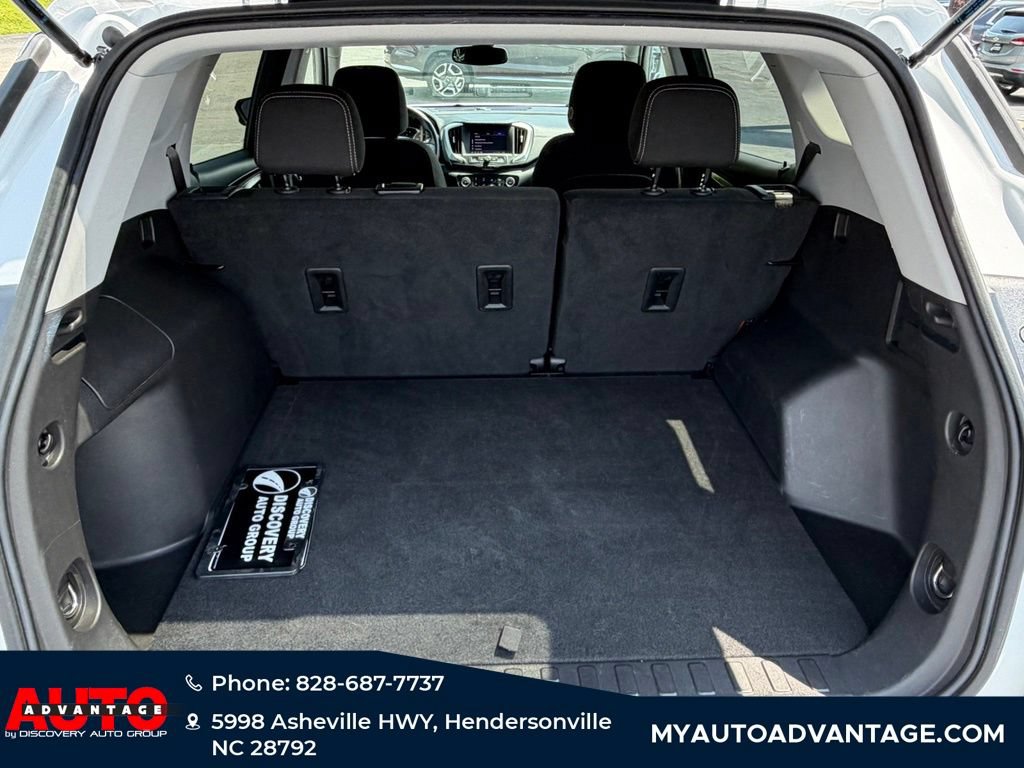 Used 2024 GMC Terrain SLE AWD/4WD image 29