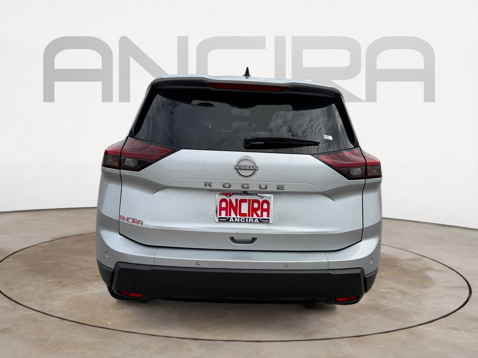 Used 2024 Nissan Rogue S FWD image 11