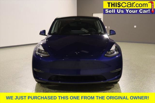 Used 2022 Tesla Model Y Long Range AWD/4WD image 2
