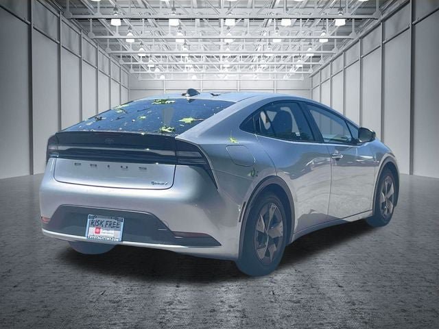 Used 2025 Toyota Prius Plug-In Hybrid FWD image 8