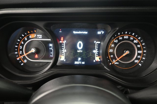 Used 2024 Jeep Wrangler Unlimited Rubicon w/ Capability Package AWD/4WD image 11