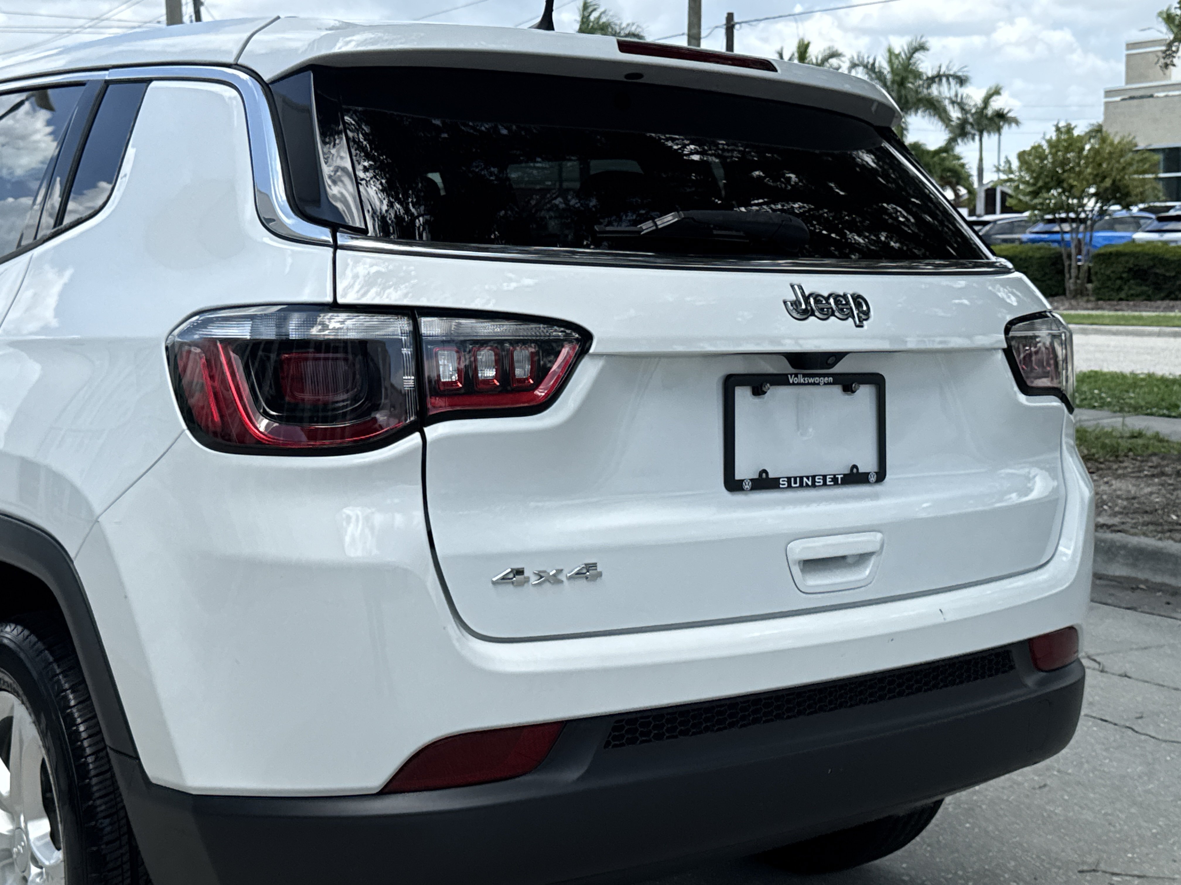 Used 2023 Jeep Compass Sport AWD/4WD image 10