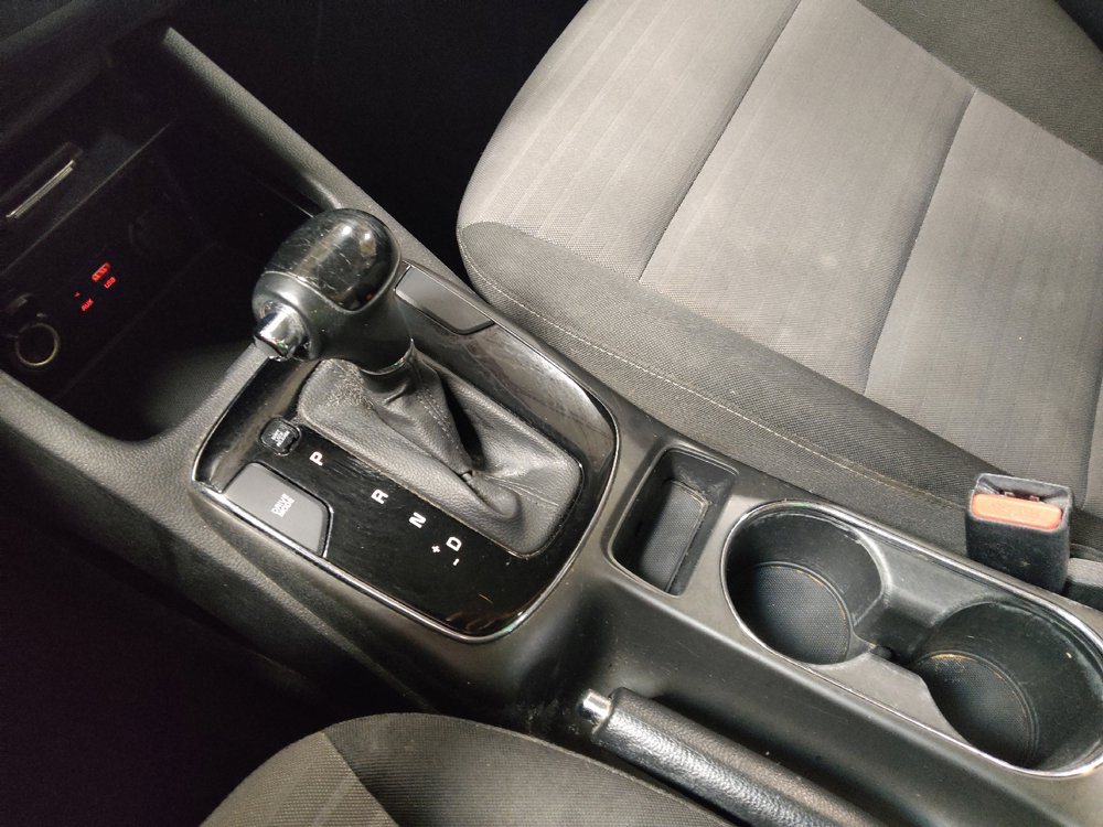 Used 2017 Kia Forte S image 26