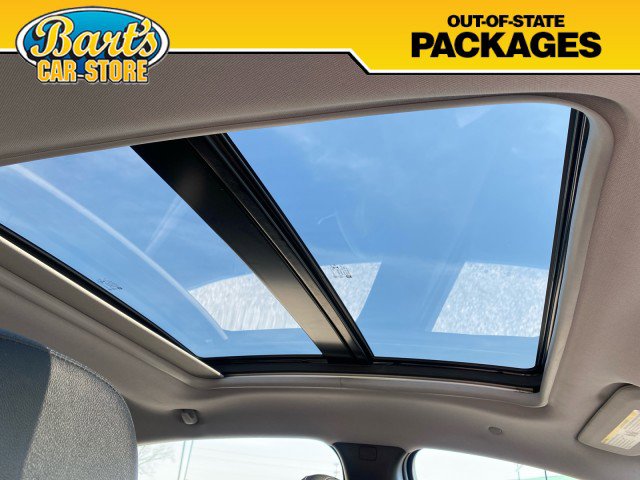 Used 2017 Chevrolet Malibu LT w/ Leather Package image 16