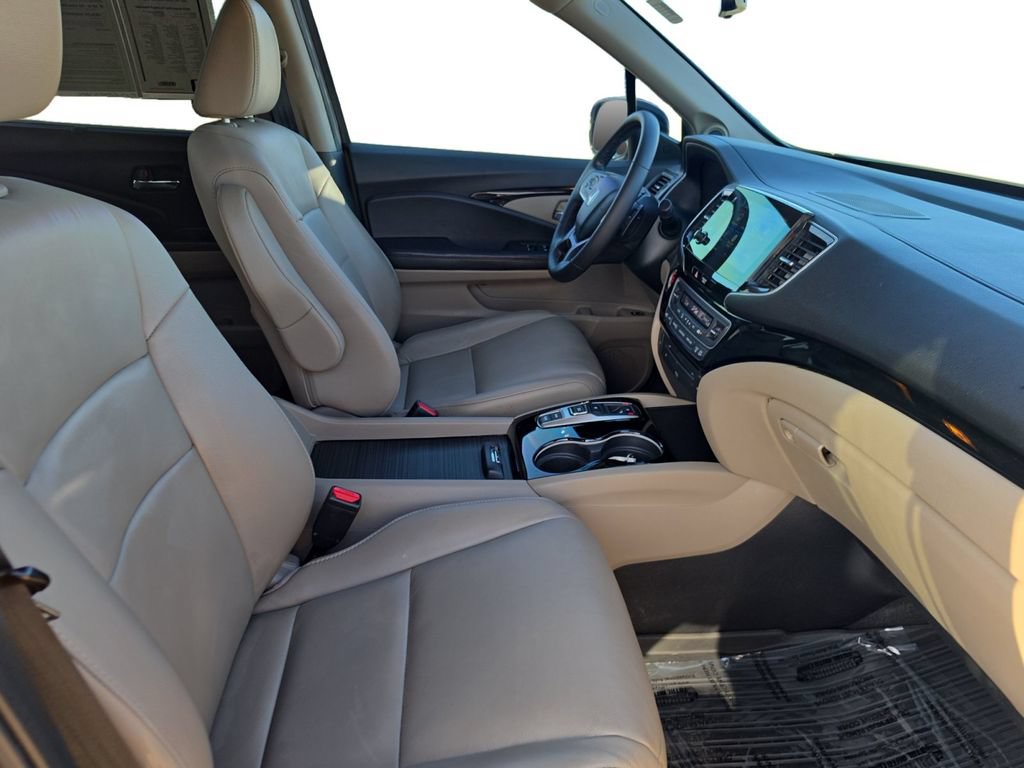 Used 2019 Honda Pilot Touring image 13