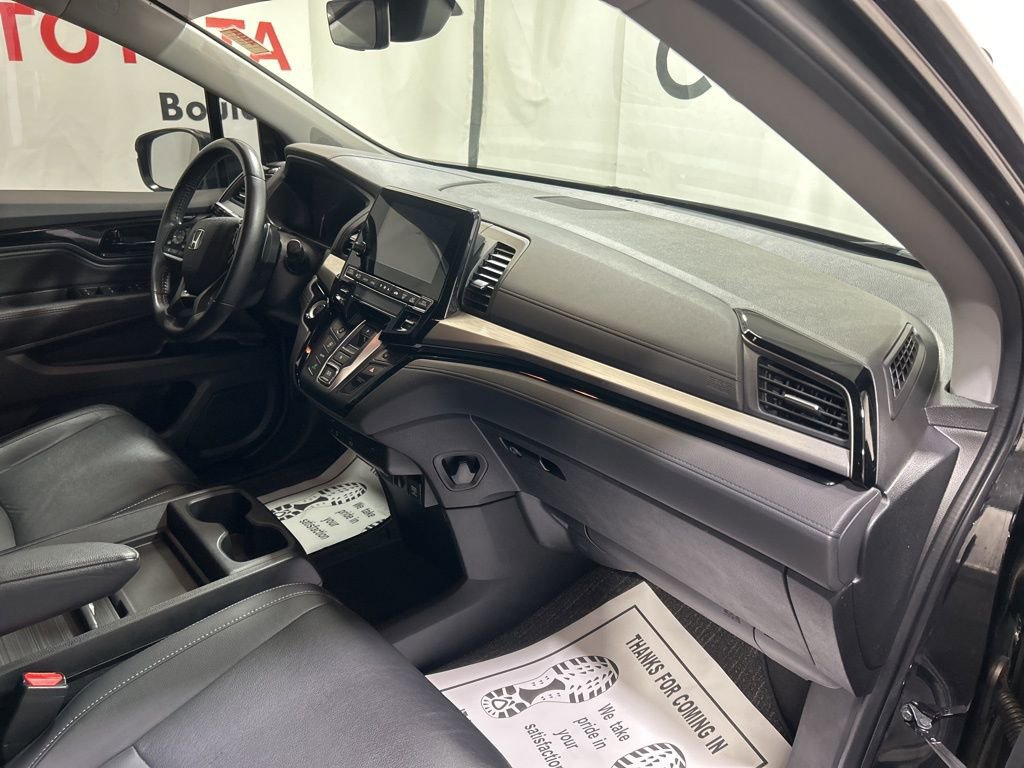 Used 2022 Honda Odyssey Touring image 12