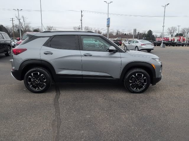 Used 2023 Chevrolet TrailBlazer LT AWD/4WD image 9