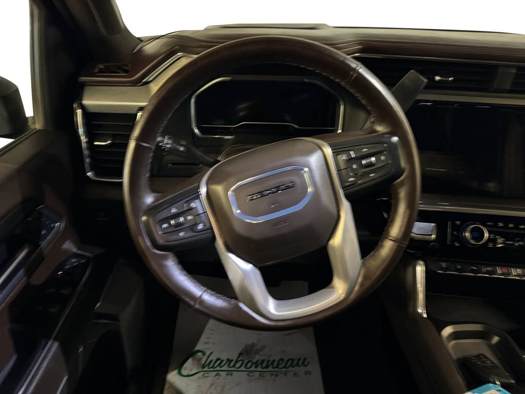 Used 2024 GMC Sierra 3500 Denali image 13