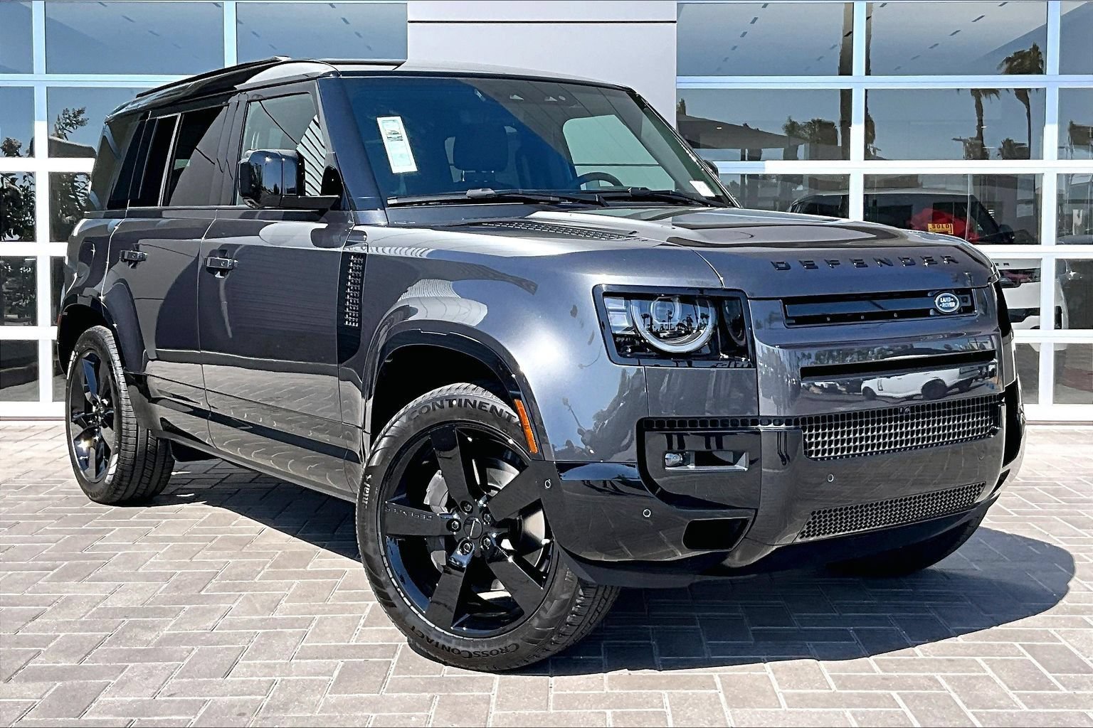New 2026 Land Rover Defender 110 X-Dynamic SE AWD/4WD image 2
