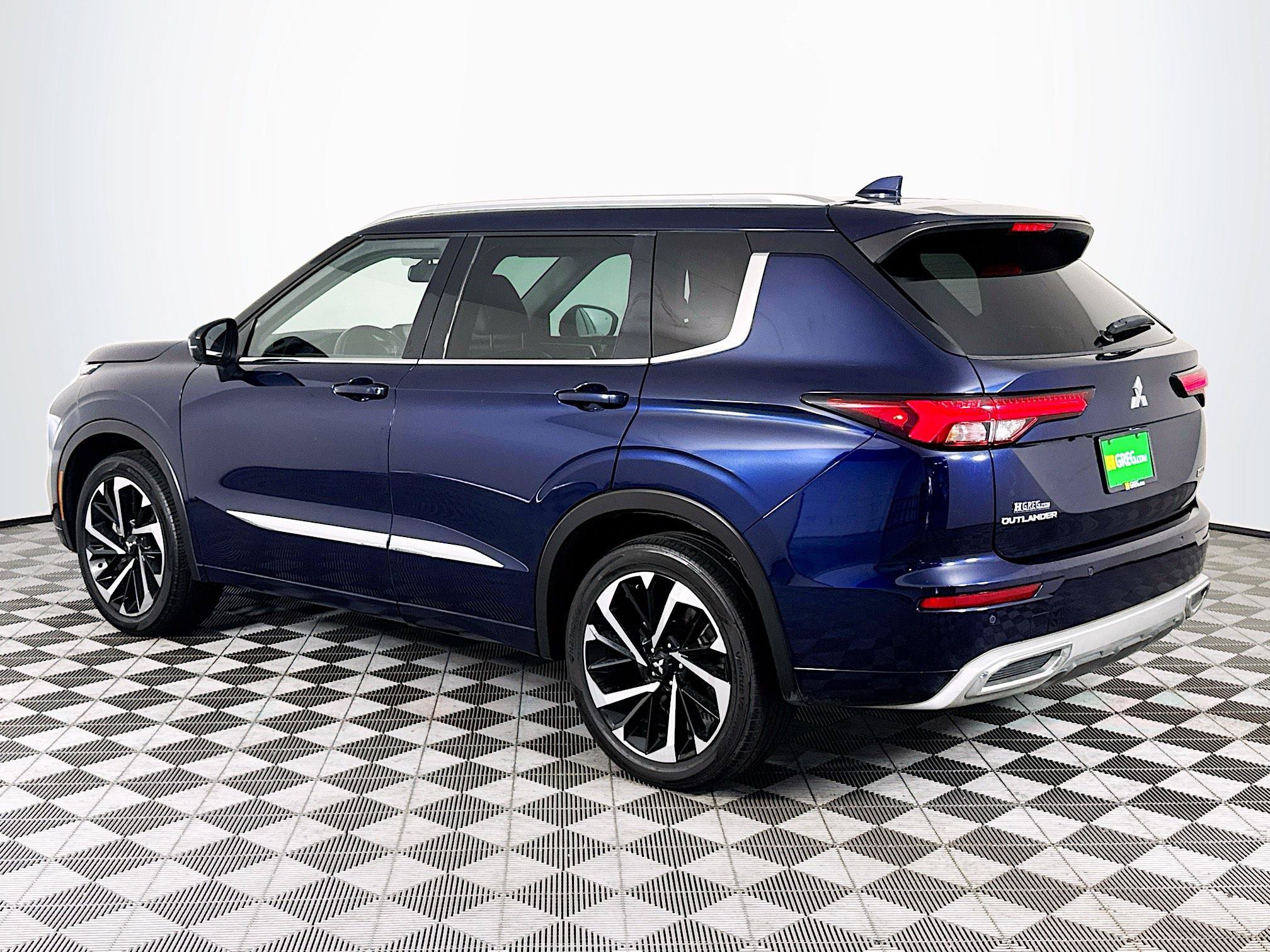 Used 2022 Mitsubishi Outlander SEL AWD/4WD image 6