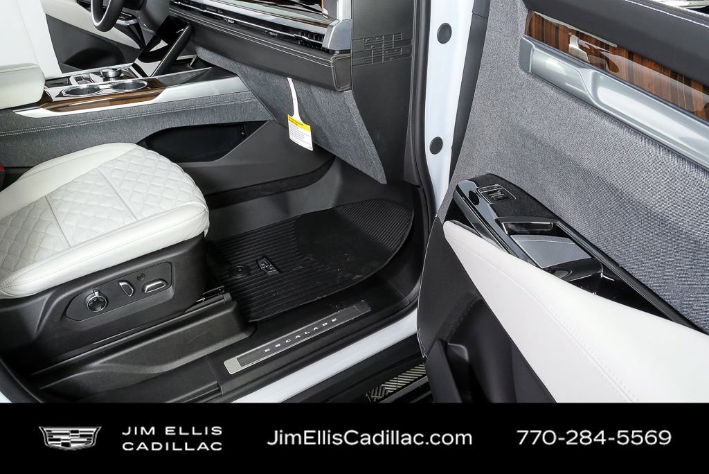 Certified 2026 Cadillac Escalade ESV Platinum Sport w/ LPO, ONYX Package image 27