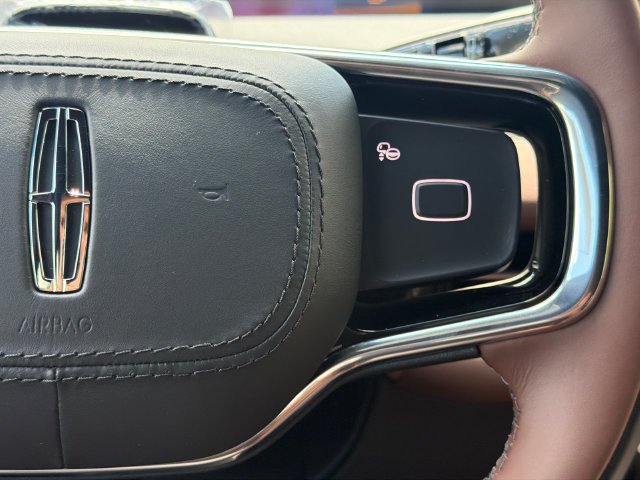 New 2027 Lincoln Navigator L Reserve AWD/4WD image 32
