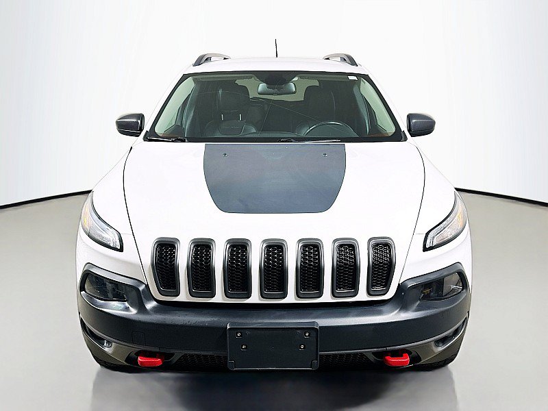 Used 2017 Jeep Cherokee Trailhawk w/ Cold Weather Group AWD/4WD image 2