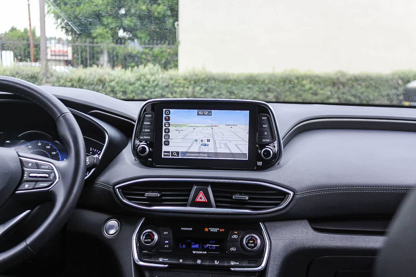 Used 2019 Hyundai Santa Fe FWD image 17