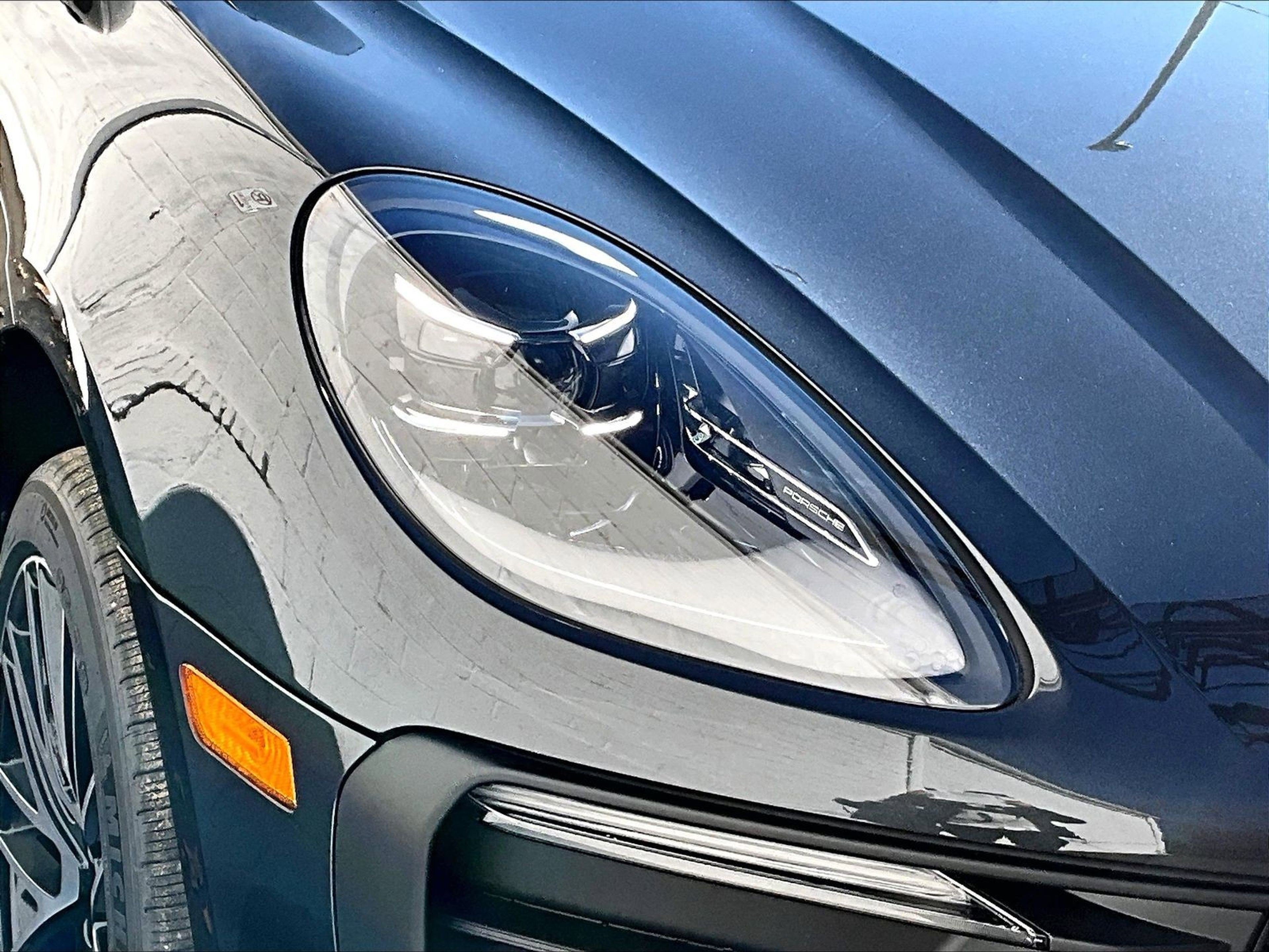 New 2026 Porsche Macan image 23