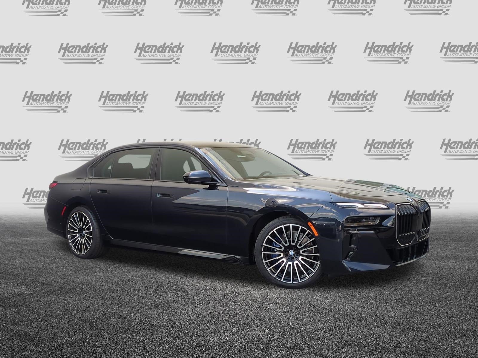 Certified 2025 BMW 760i xDrive w/ Luxury Rear Seating Package AWD/4WD image 2
