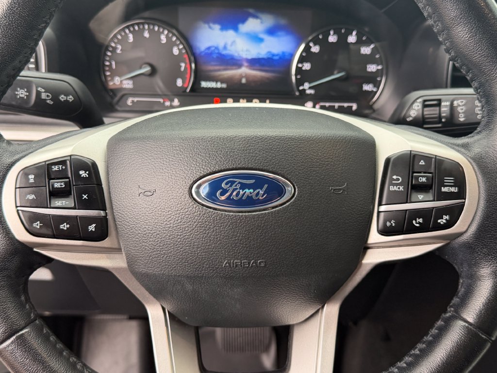 Used 2021 Ford Explorer XLT w/ Equipment Group 202A AWD/4WD image 19