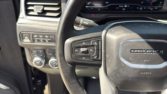 Used 2024 GMC Yukon Denali image 16