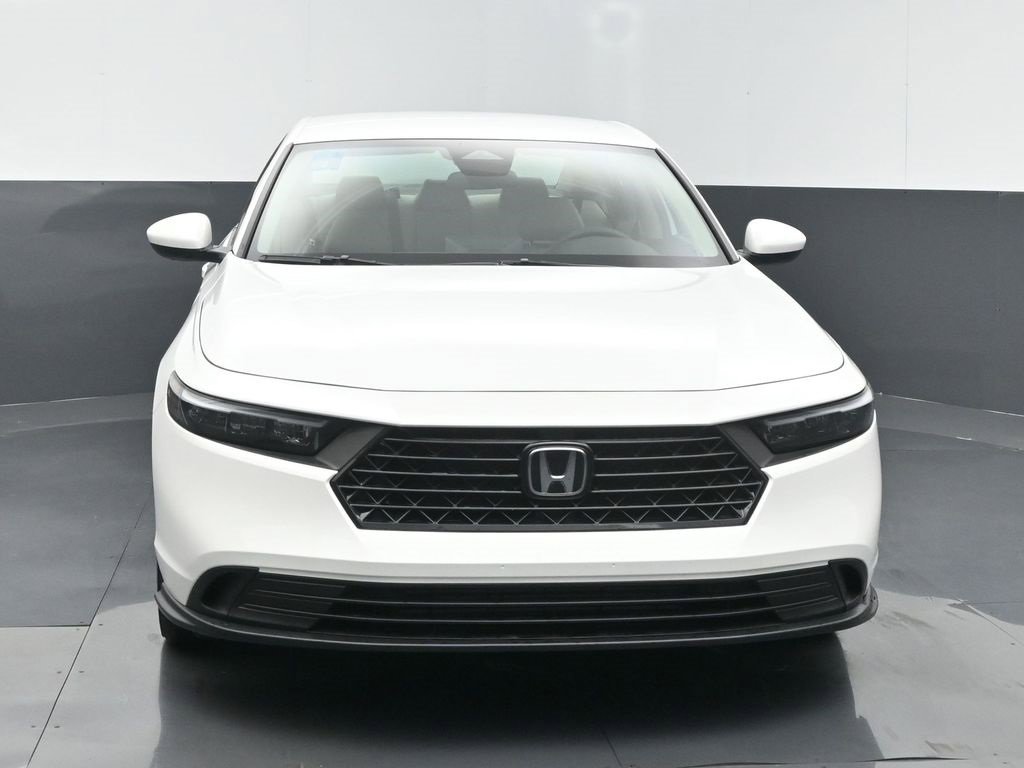 Certified 2025 Honda Accord LX image 4