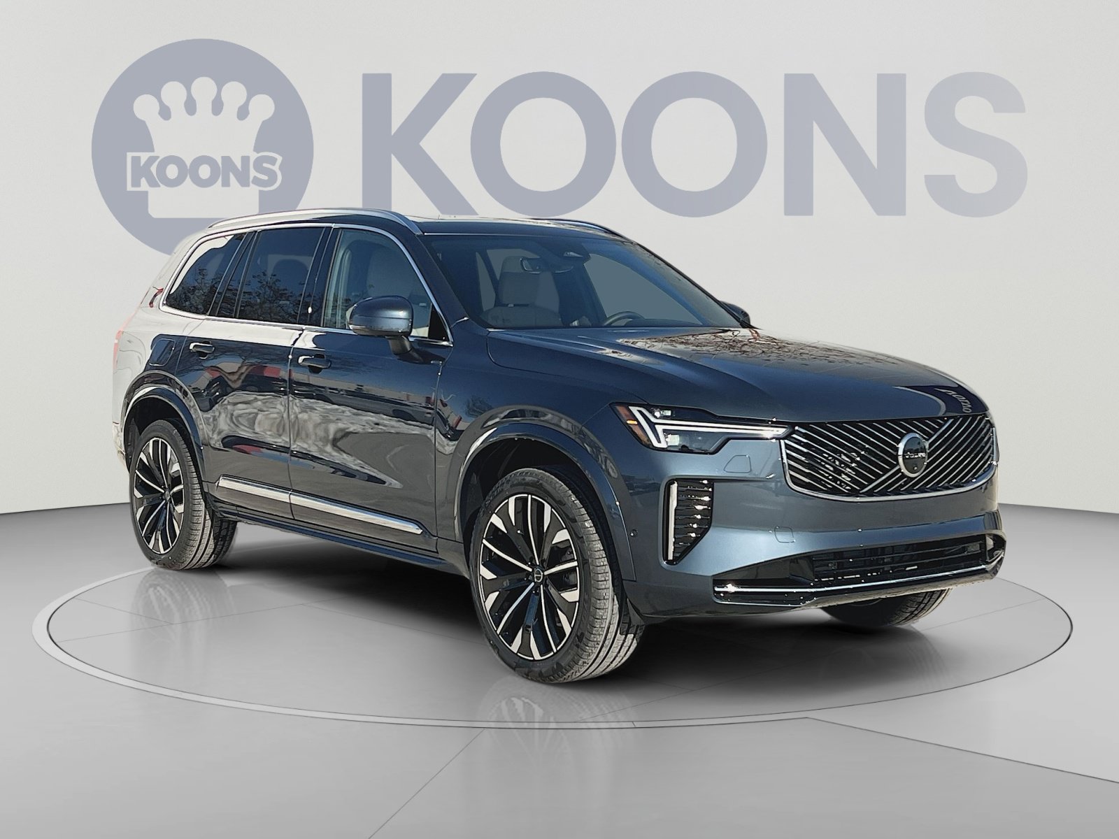 New 2026 Volvo XC90 B6 Plus w/ Protection Package Premier AWD/4WD image 18