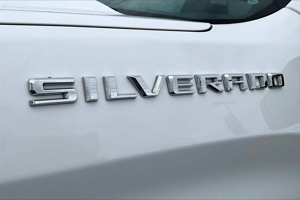 Used 2020 Chevrolet Silverado 1500 Custom w/ Custom Value Package AWD/4WD image 34