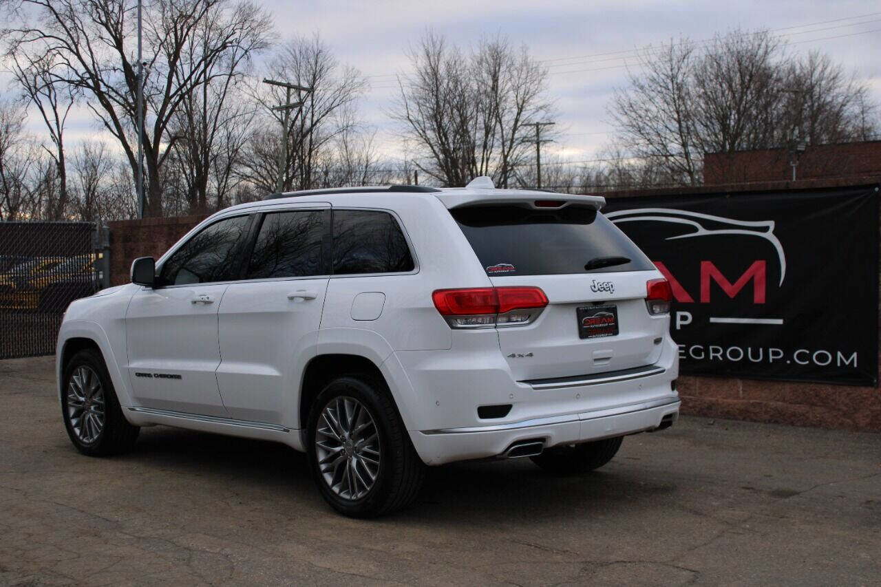 Used 2017 Jeep Grand Cherokee Summit w/ Platinum Series Group image 3