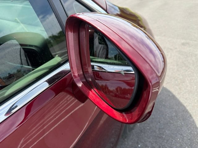 Used 2017 Chrysler Pacifica Touring-L Plus w/ Advanced Safetytec Group FWD image 6
