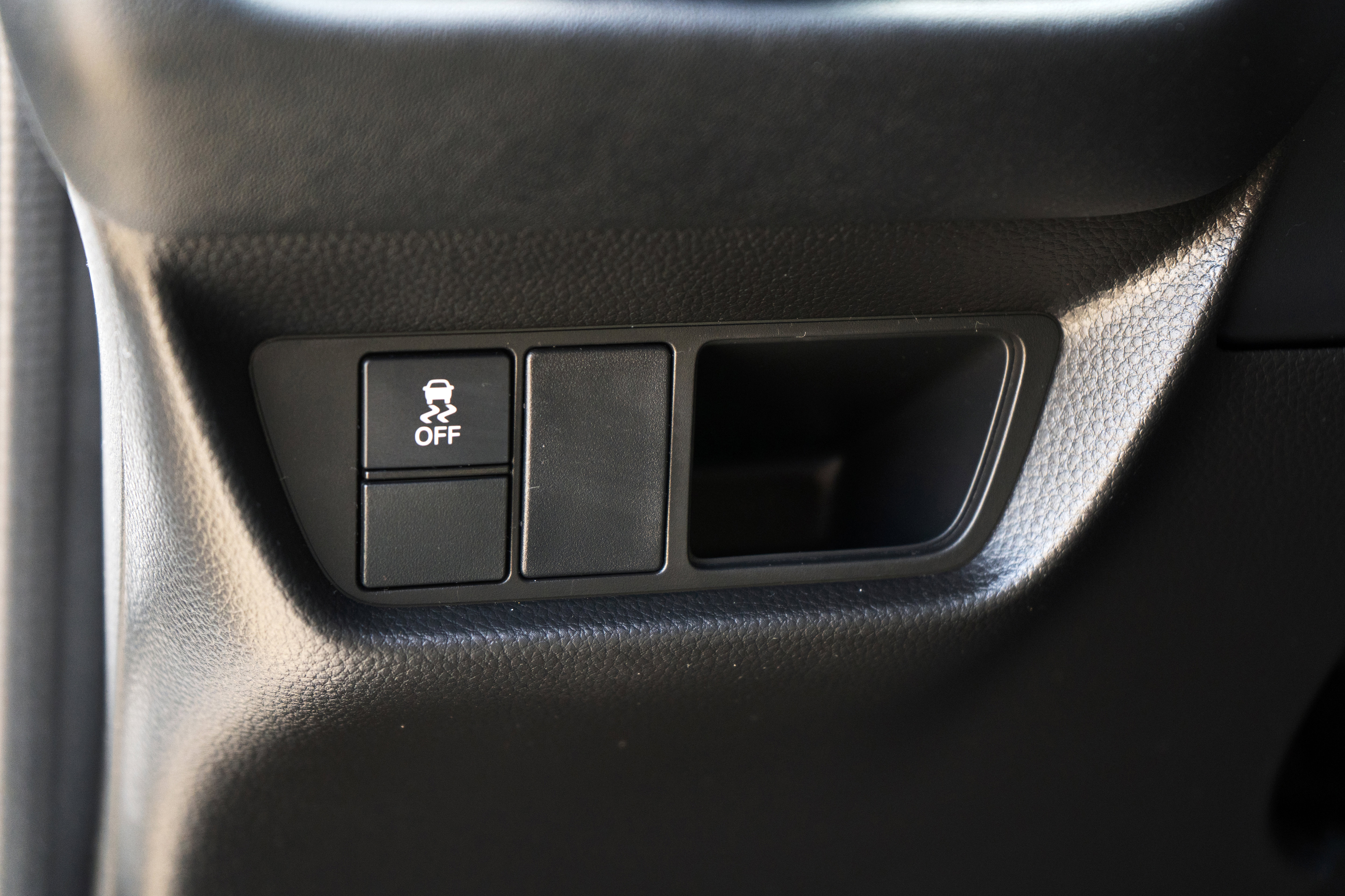 Certified 2024 Honda HR-V EX-L image 42