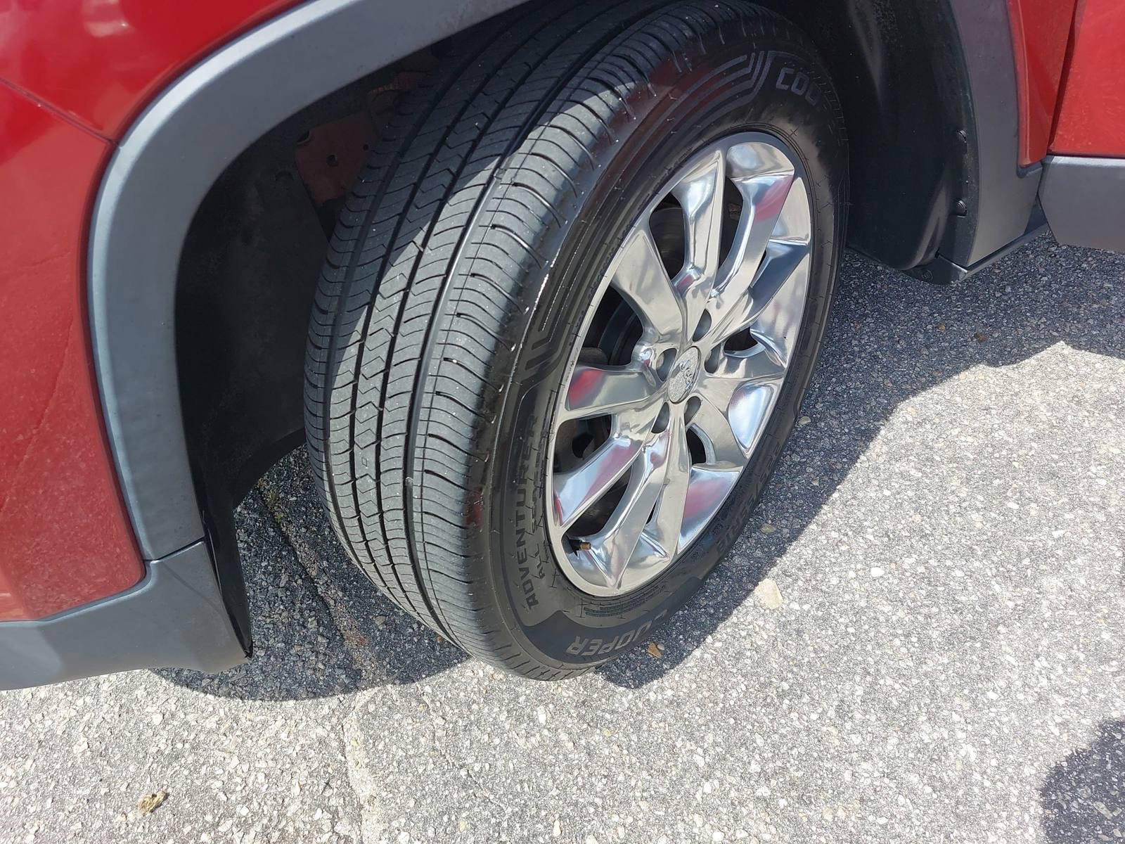 Used 2016 Jeep Cherokee Limited FWD image 30