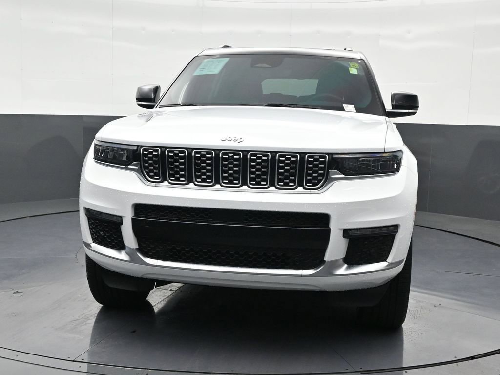 Used 2025 Jeep Grand Cherokee L Summit AWD/4WD image 9
