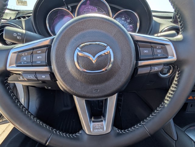 Used 2024 MAZDA MX-5 Miata RF Club RWD image 16