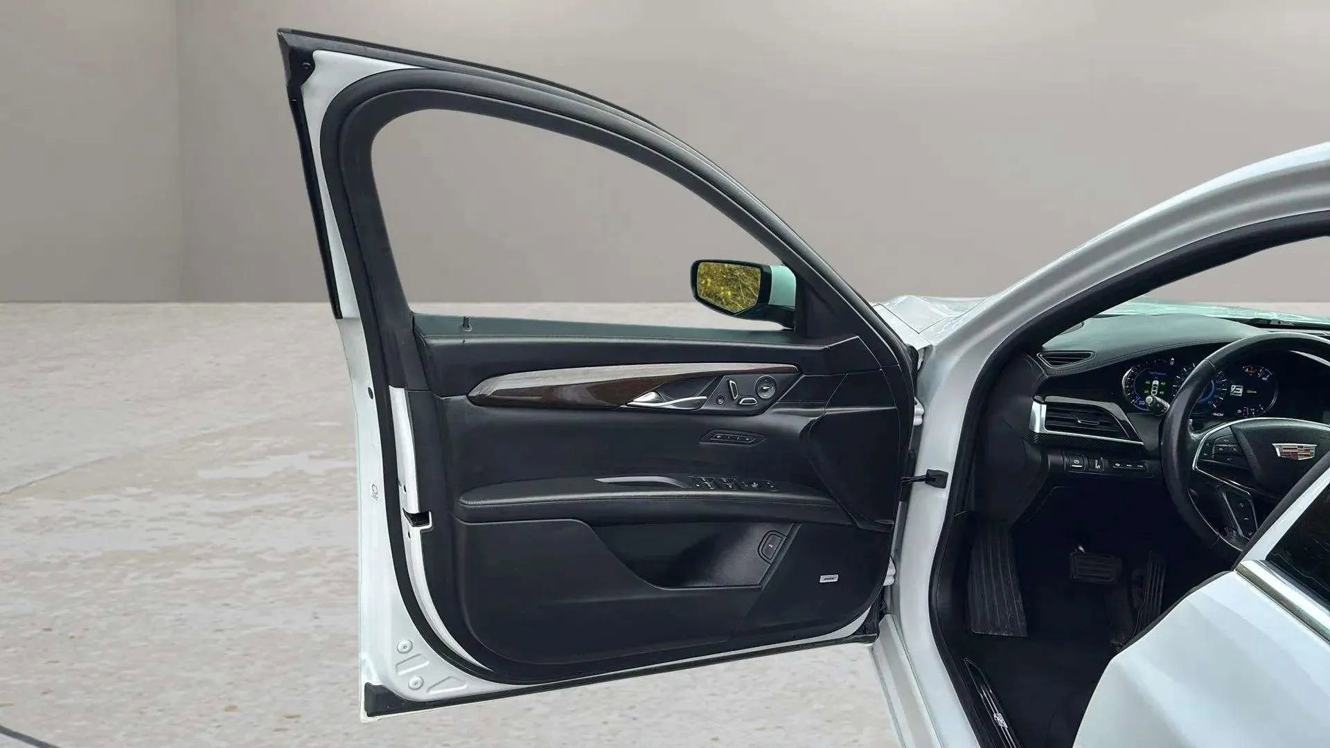 Used 2017 Cadillac CT6 Platinum image 9