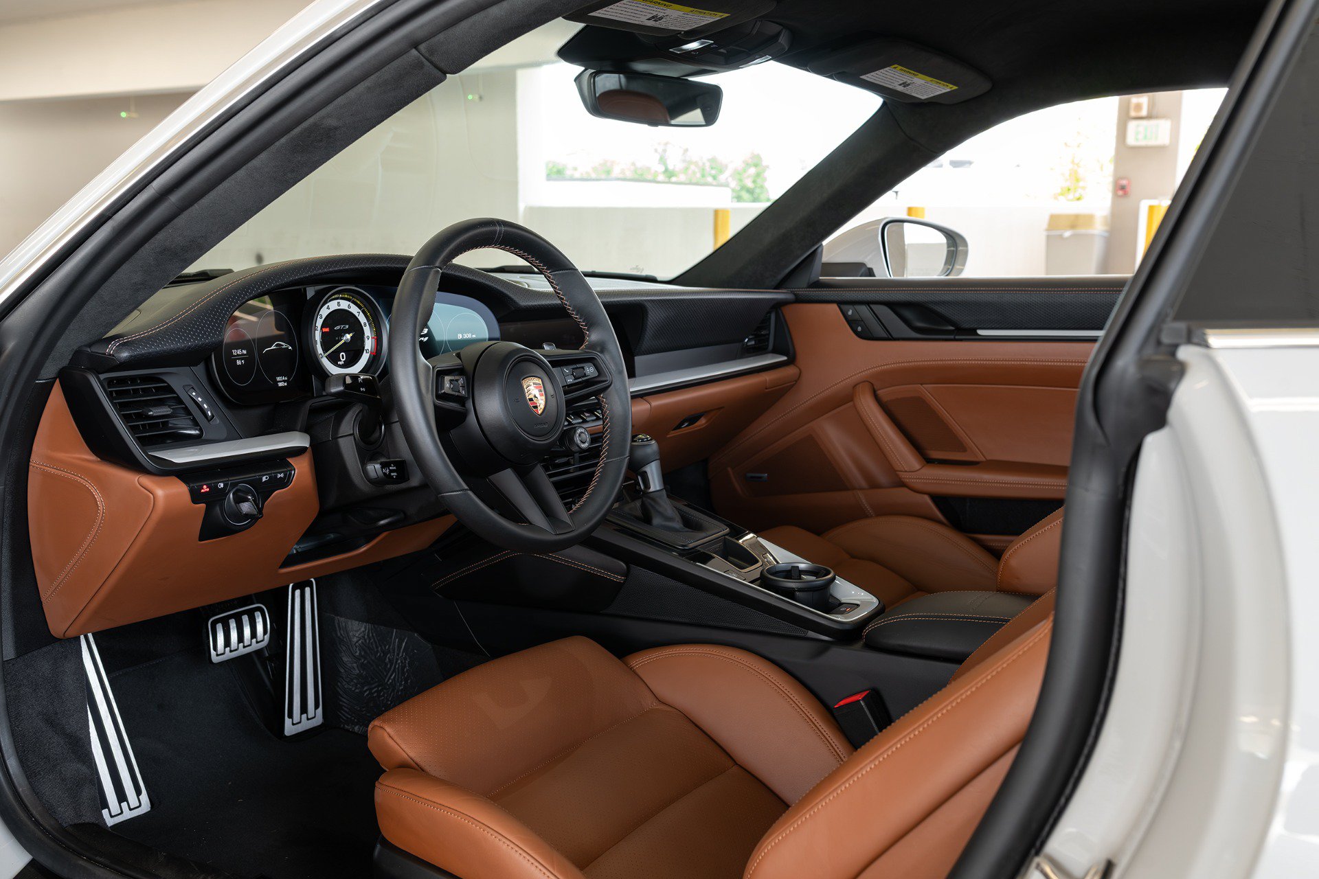 Used 2022 Porsche 911 GT3 RWD image 50