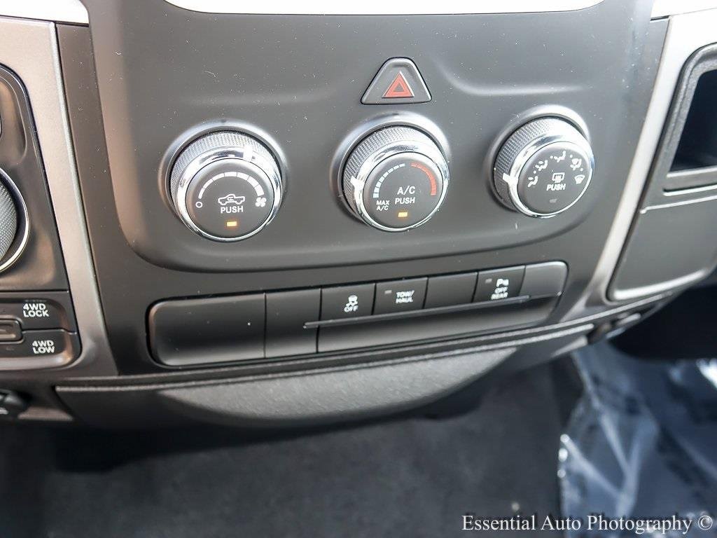 Used 2024 RAM 1500 Classic Warlock image 16