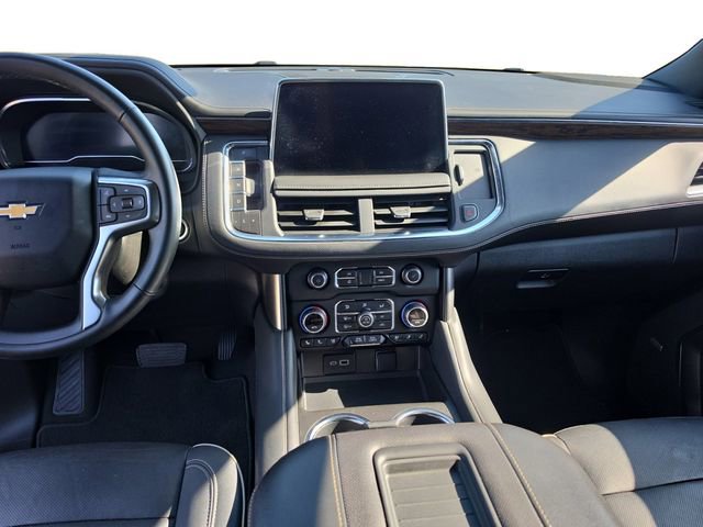 Used 2023 Chevrolet Suburban Premier AWD/4WD image 12