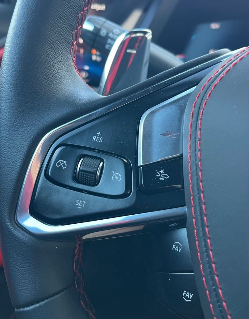 Used 2026 Chevrolet Corvette Stingray Premium Conv w/ Z51 Performance Package RWD image 16