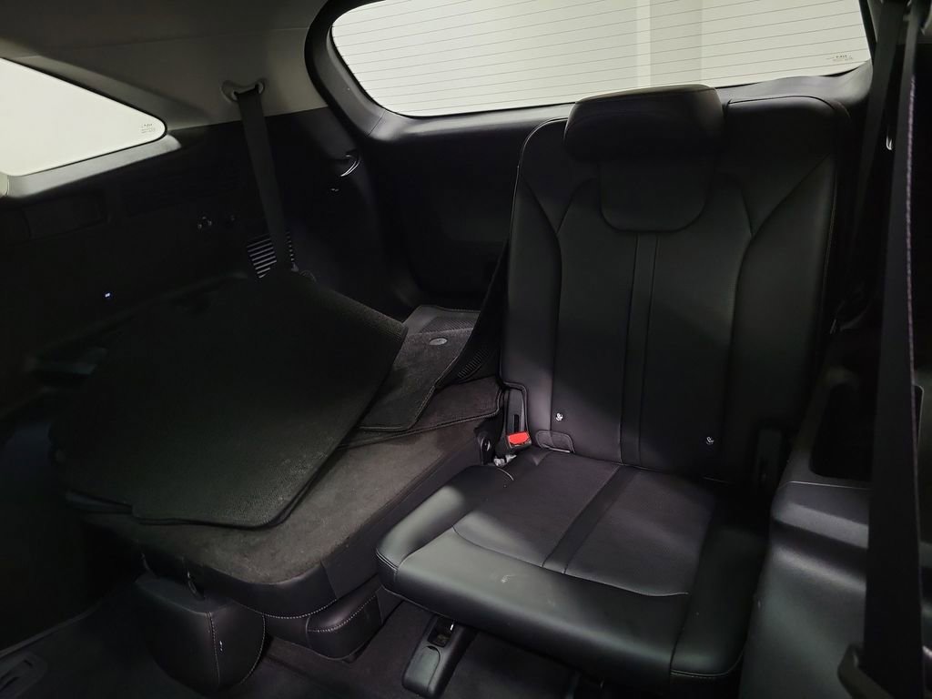 Used 2025 Kia Sorento SX image 27