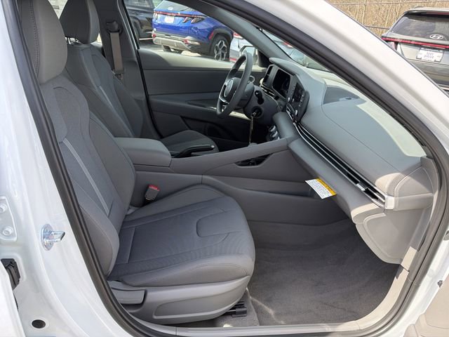 New 2026 Hyundai Elantra SE image 12