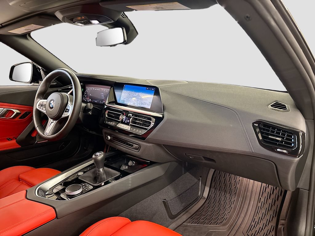 Used 2025 BMW Z4 M40i w/ Edition RWD image 14
