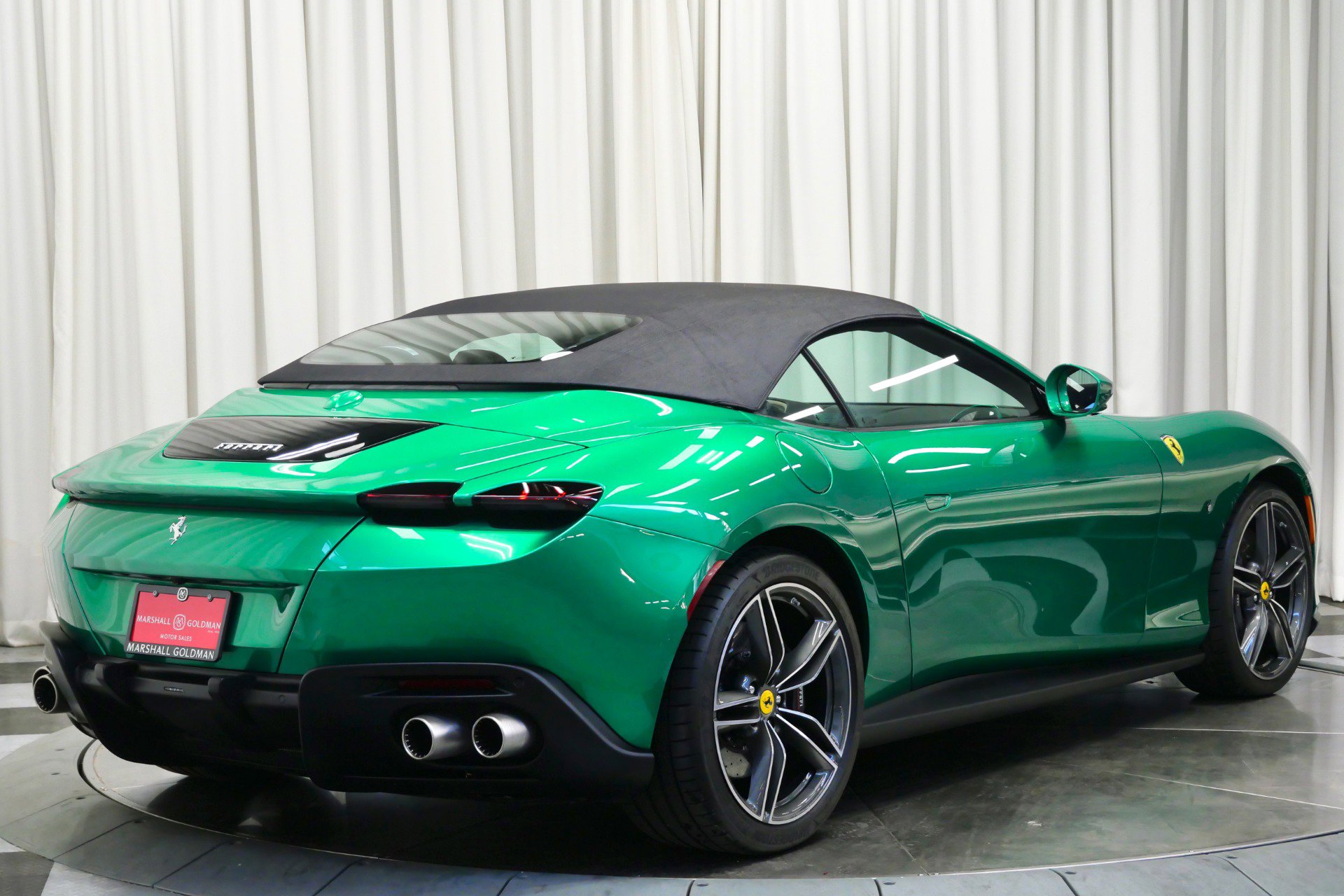 Used 2024 Ferrari Roma Spider image 8